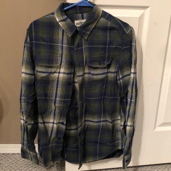 Summer button downs and long sleeve button downs - Picture 4 of 5